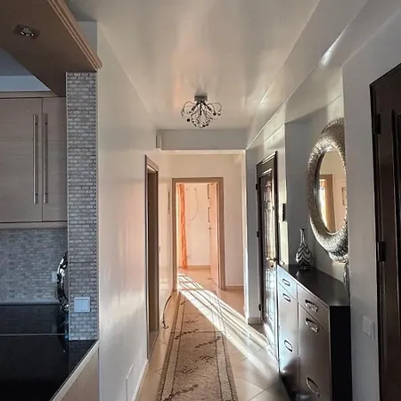 דירה View House In With Stunning Views *